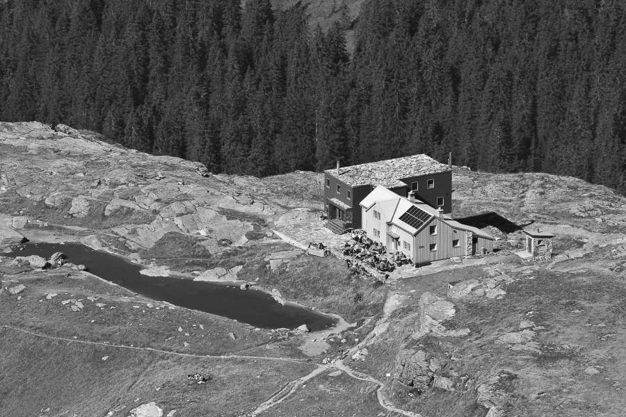Chärpf - 040 - Leglerhütte