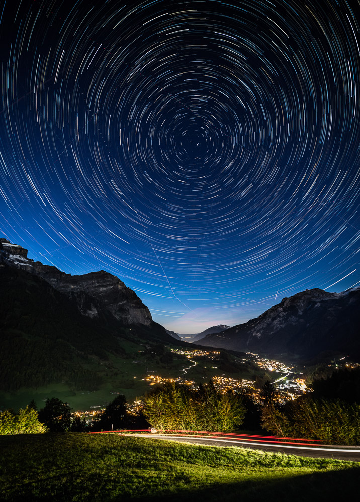 2021 - 050 - Startrails ueber Glarus