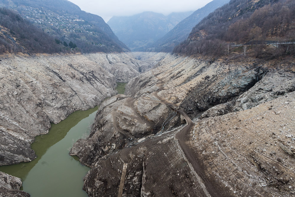 2022_004_fast) kein Wasser im Verzascasee