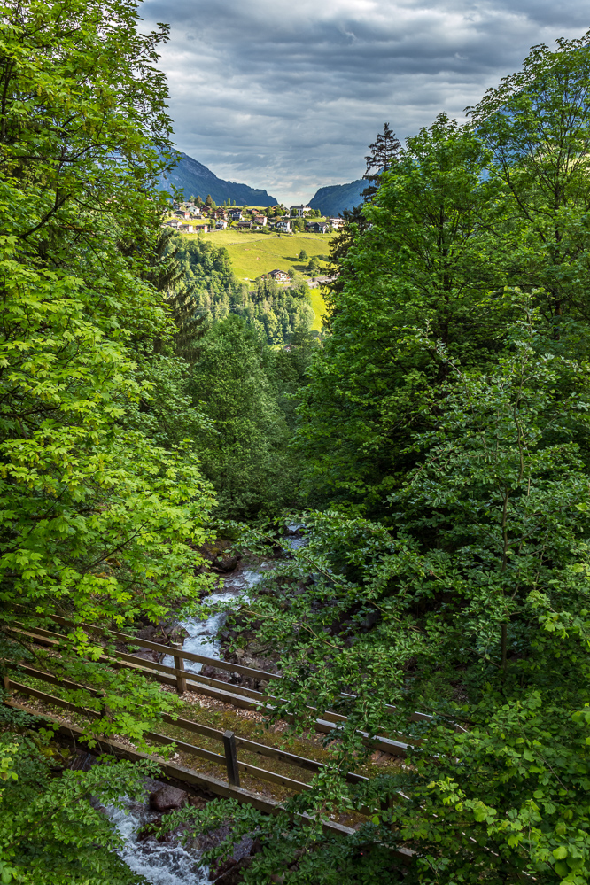 2024-014 - Bruecke beim Niederenbach und Blick auf Sool