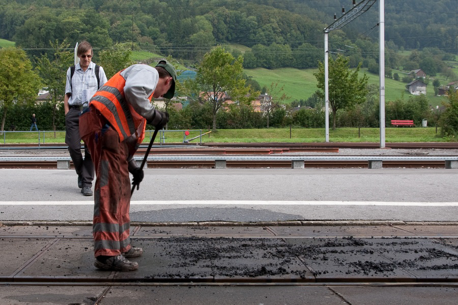 Dampfzug@Glarus - 057 - Aufräumarbeit