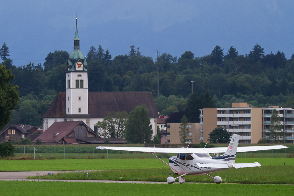 Emmen - 418 - Abflug Cessna