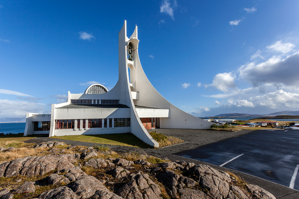 0962_island_30-09_Kirche von Stykkishólmur